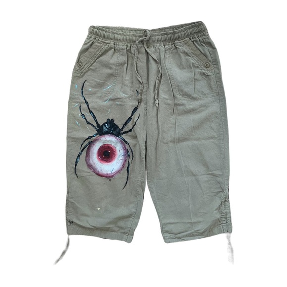 Hand painted spider eyeball khaki capri pants - Picture 7 of 9